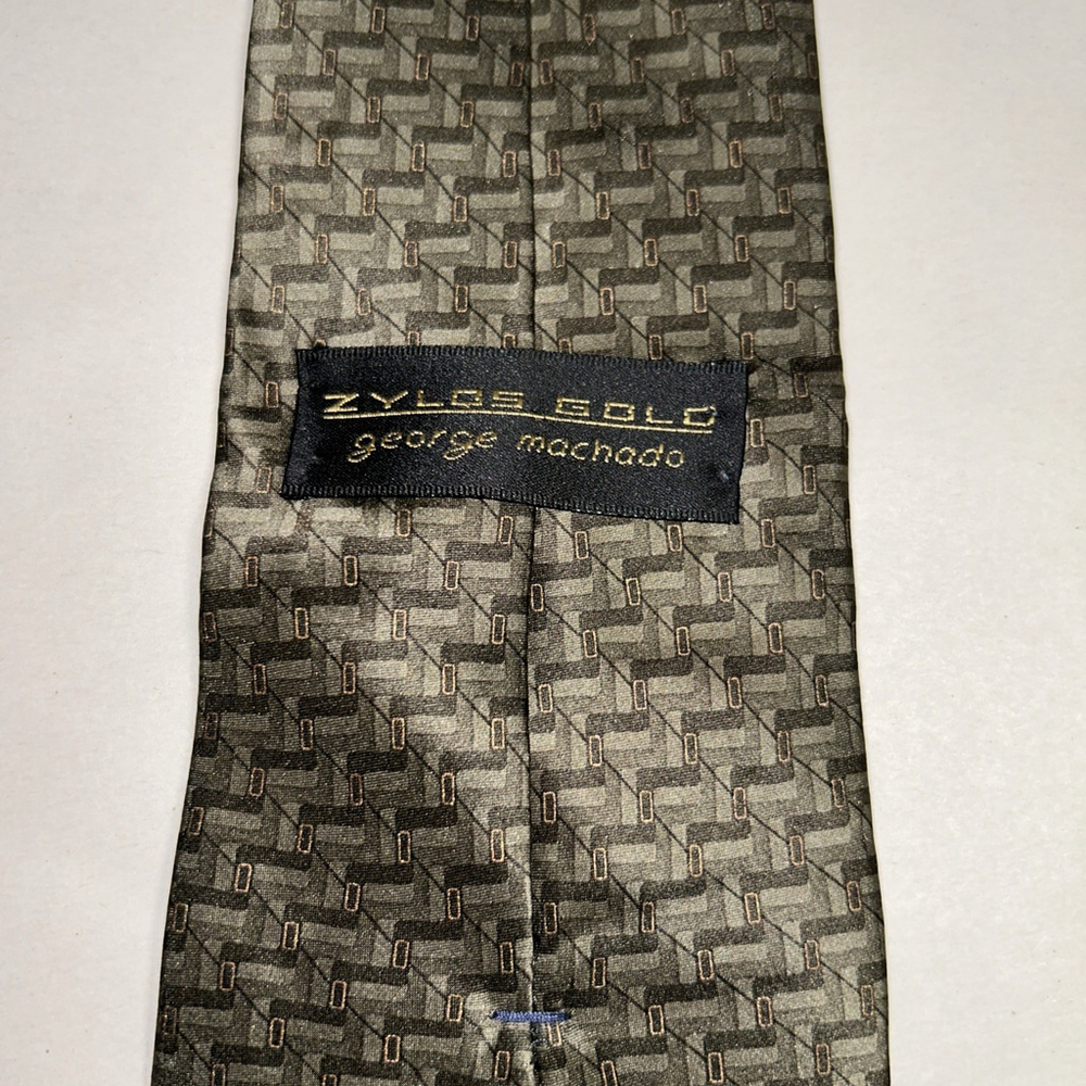 Zylos Gold George Machado Green Pattern Italian Silk Tie - Picture 3 of 6